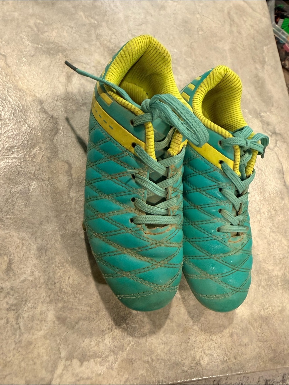 Kids soccer cleats